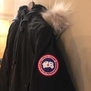 Canada Goose Parka Coat - great condition - M